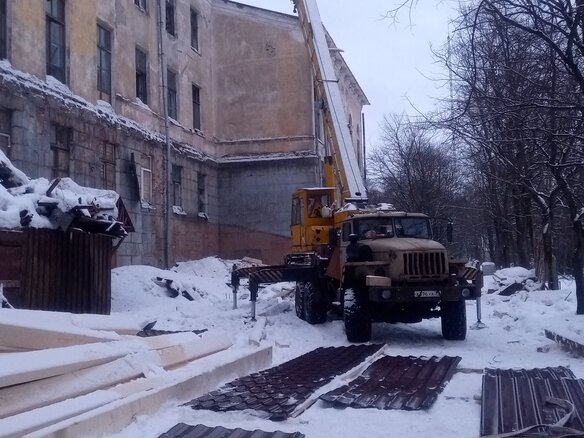 2002 Урал КС, бежевый, 1500000 рублей - вид 1