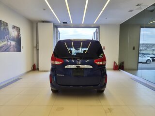 2017 Honda Freed II, синий, 1350000 рублей, вид 5