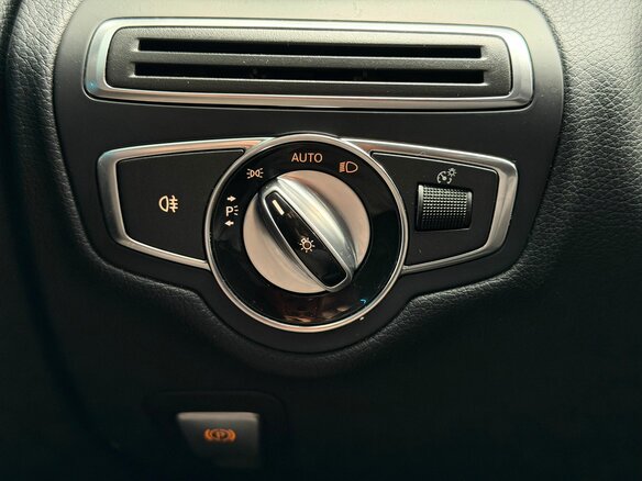 2014 Mercedes-Benz C-Класс 180 IV (W205), чёрный - вид 26