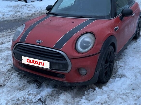 2019 Mini Hatch Cooper III (F55/F56) Рестайлинг, оранжевый, 2455000 рублей
