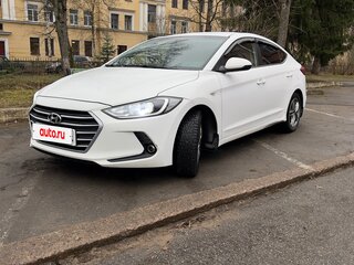 2017 Hyundai Elantra VI (AD), белый, 1100000 рублей, вид 1