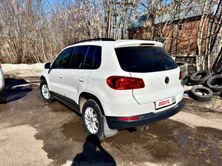 2011 Volkswagen Tiguan I Рестайлинг, белый, 1090000 рублей, вид 4