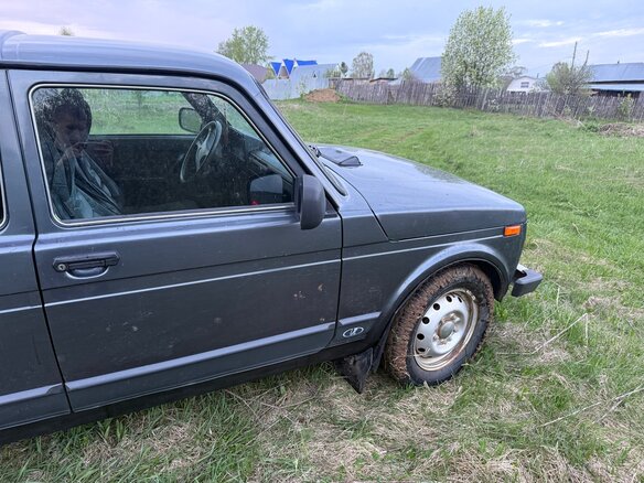 2015 Lada (ВАЗ) 2131 (4x4) 213105 I, зелёный, 500000 рублей - вид 8
