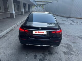 2022 Mercedes-Benz E-Класс 200 V (W213, S213, C238) Рестайлинг, чёрный, 5100000 рублей, вид 3