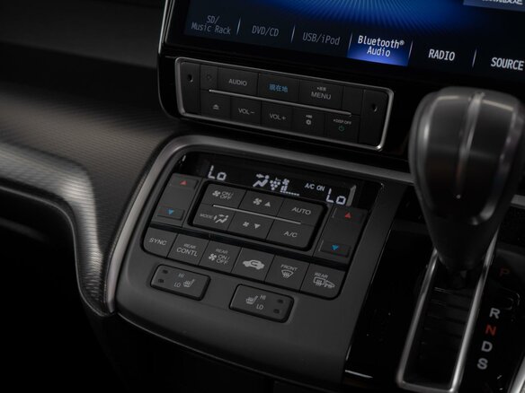 2019 Honda Stepwgn Spada V Рестайлинг, белый, 2479000 рублей - вид 20