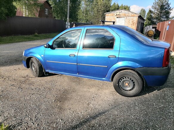 2008 Renault Logan I, синий - вид 2