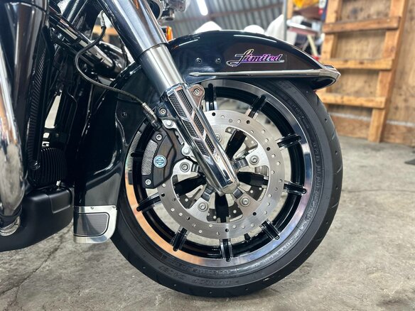 2017 Harley-Davidson Electra Glide, чёрный, 1690000 рублей - вид 33