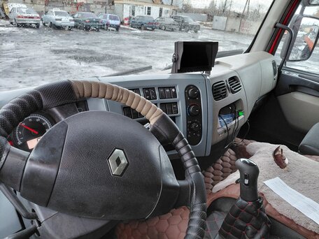 2008 Renault Premium, пурпурный, 8500000 рублей, вид 3