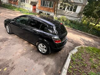 2010 Opel Astra H Рестайлинг, чёрный, 680000 рублей, вид 3