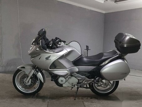 2010 Honda NT700V Deauville, серый, 599000 рублей, вид 1
