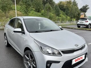 2019 Kia Rio IV, серый, 1350000 рублей, вид 3