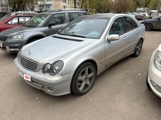 2004 Mercedes-Benz C-Класс 240 II (W203) Рестайлинг, серый, 920000 рублей, вид 2