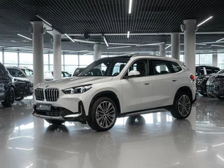 2025 BMW X1 Long 25Li xDrive III (U11/U12), белый, 5475000 рублей, вид 1