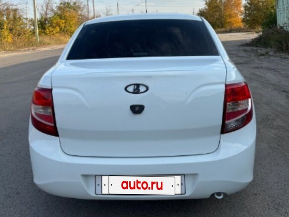 2012 Lada (ВАЗ) Granta I, белый, 300000 рублей - вид 1