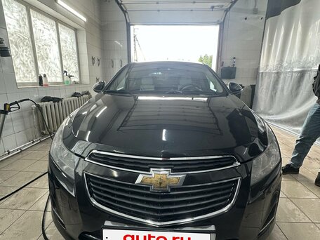 2014 Chevrolet Cruze I Рестайлинг, чёрный, 700000 рублей, вид 3