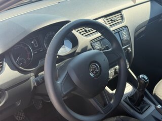 2019 Skoda Octavia III (A7) Рестайлинг, белый, 1699000 рублей, вид 5