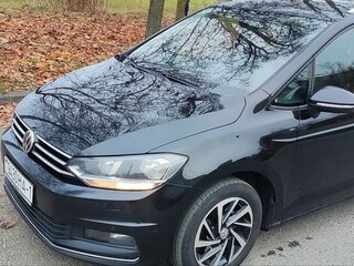 2018 Volkswagen Touran II, чёрный, 1400000 рублей, вид 2