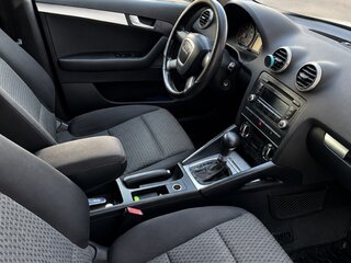2009 Audi A3 II (8P) Рестайлинг 2, чёрный, 750000 рублей, вид 5