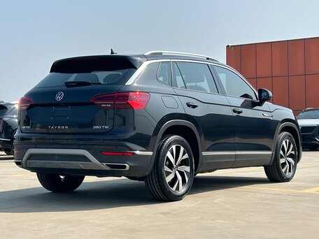 2022 Volkswagen Tayron I, чёрный, 2371000 рублей, вид 5