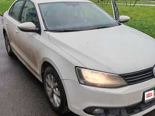 2014 Volkswagen Jetta VI, белый, 950000 рублей, вид 2