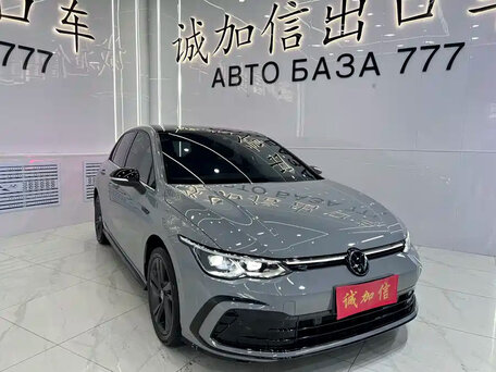 2022 Volkswagen Golf VIII, серый, 1980000 рублей, вид 3