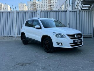 2010 Volkswagen Tiguan I, белый, 1350000 рублей, вид 3