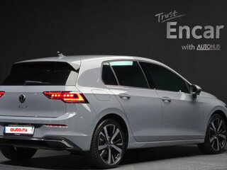 2025 Volkswagen Golf VIII Рестайлинг, серый, 3250000 рублей, вид 2