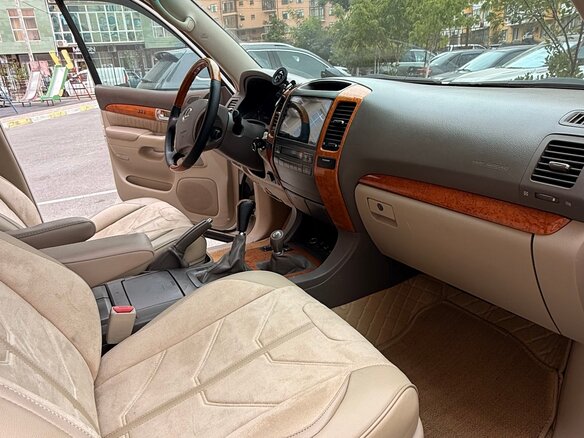 2004 Lexus GX 470 I, белый, 2150000 рублей - вид 3