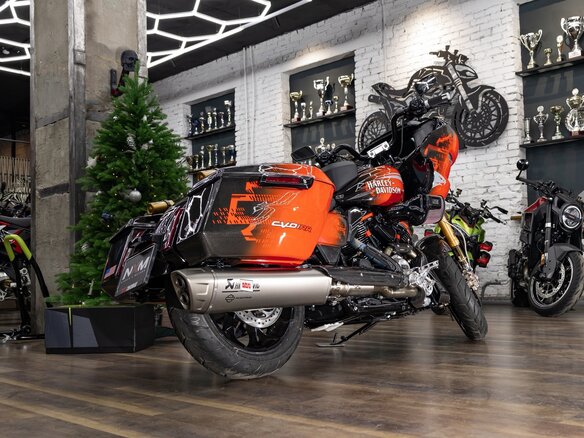 2025 Harley-Davidson CVO Road Glide RR, чёрный, 20000000 рублей - вид 3