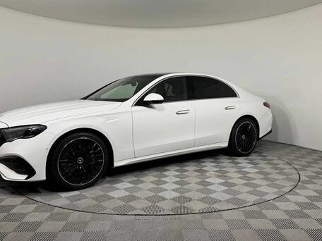 2026 Mercedes-Benz E-Класс 300 VI (W214, S214), белый, 9280000 рублей, вид 1