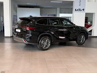 2026 Toyota Highlander IV (XU70), чёрный, 5450000 рублей, вид 4
