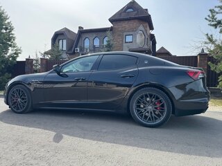 2016 Maserati Ghibli S Q4 III, чёрный, 2900000 рублей, вид 4