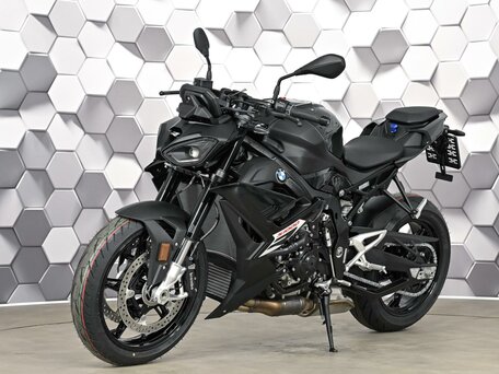 2025 BMW S 1000 R, чёрный, 2049000 рублей, вид 2