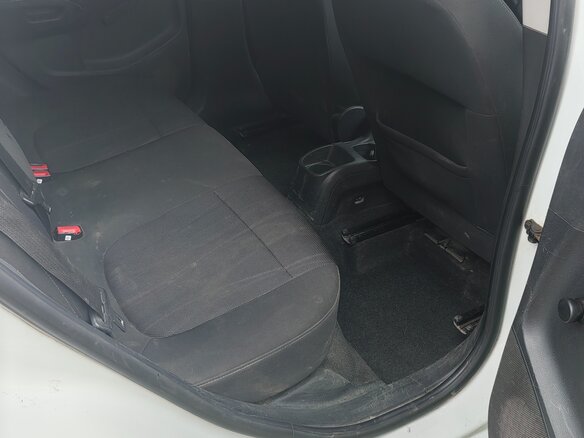 2013 Chevrolet Aveo II, белый - вид 6