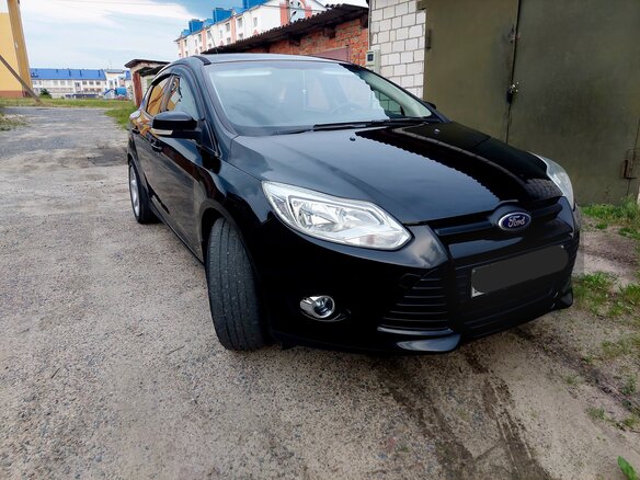 2013 Ford Focus III, чёрный, 585000 рублей - вид 2