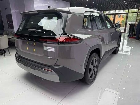 2026 Toyota RAV4 VI (XA60), серый, 3966066 рублей, вид 5