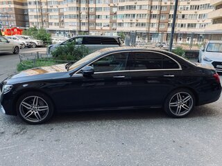 2019 Mercedes-Benz E-Класс 200 V (W213, S213, C238), чёрный, 3950000 рублей, вид 4