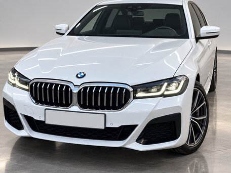 2021 BMW 5 серии 520d xDrive VII (G30/G31/G38) Рестайлинг, белый, 5190000 рублей, вид 2