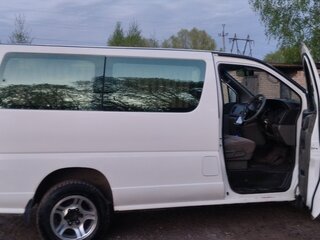 1997 Nissan Elgrand I (E50), белый, 880000 рублей, вид 5