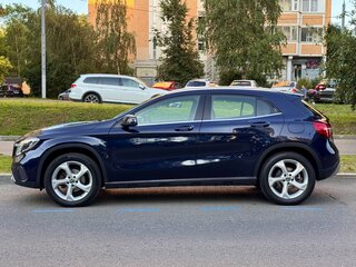 2018 Mercedes-Benz GLA 200 I (X156) Рестайлинг, синий, 2050000 рублей, вид 3