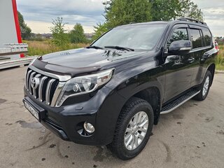 2014 Toyota Land Cruiser Prado 150 Series Рестайлинг 1, чёрный, 3200000 рублей, вид 3