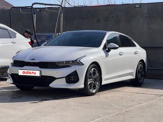 2021 Kia K5 III, белый, 2849999 рублей, вид 4