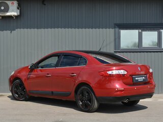 2011 Renault Fluence I, красный, 519999 рублей, вид 4