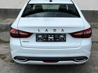 2024 Lada (ВАЗ) Vesta I Рестайлинг (NG), белый, 1350000 рублей, вид 3