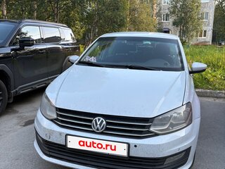 2019 Volkswagen Polo V Рестайлинг, серебристый, 800000 рублей, вид 1