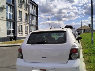 2010 Pontiac Vibe II, белый, 590000 рублей, вид 3