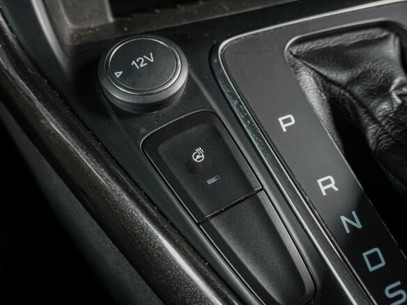 2015 Ford Focus III Рестайлинг, синий, 1149000 рублей - вид 17