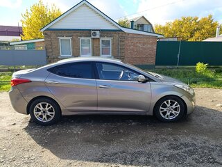 2011 Hyundai Avante V, серый, 750000 рублей, вид 3