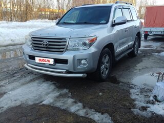 2012 Toyota Land Cruiser 200 Series Рестайлинг 1, серебристый, 3500000 рублей, вид 1