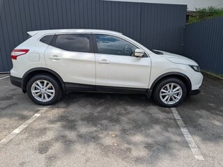 2016 Nissan Qashqai II, белый, 1560000 рублей, вид 2